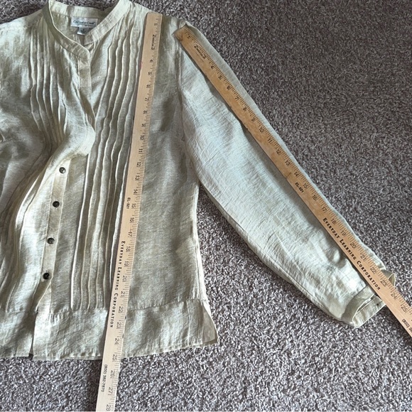 Cold water Creek woman’s Blouse small Color Cream - Picture 9 of 10